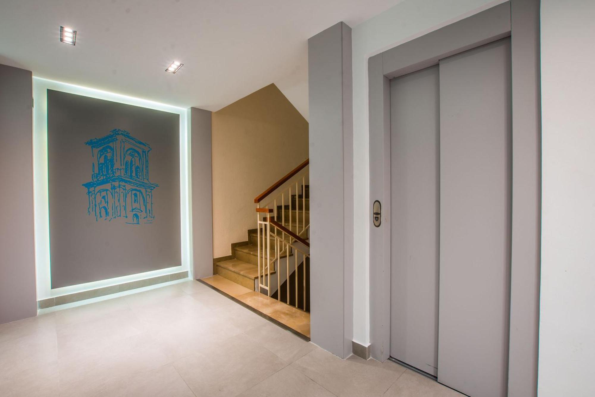 Qh Granada Centro Apartment Екстериор снимка